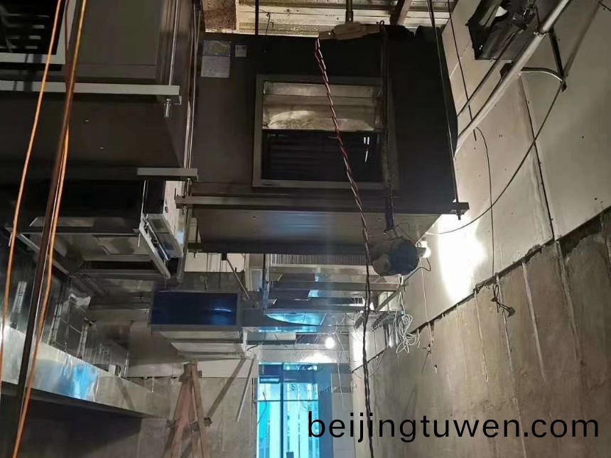 商業廣場某茶餐廳廚(chu)房排煙淨化係統項目