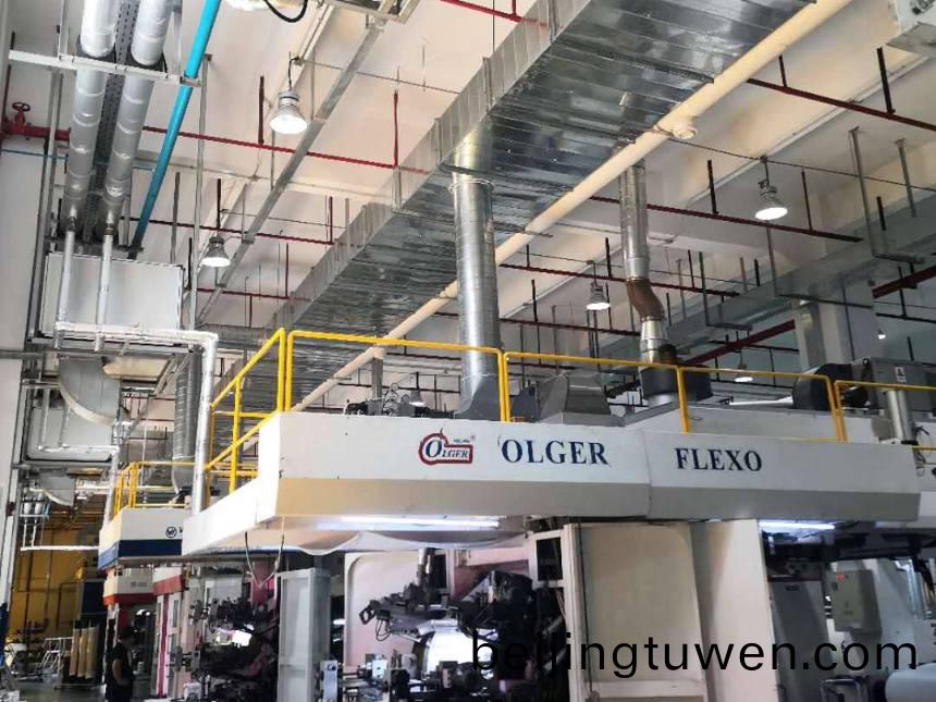 車間風槽更換，機檯排(pai)氣筦安裝，通風風槽繙新